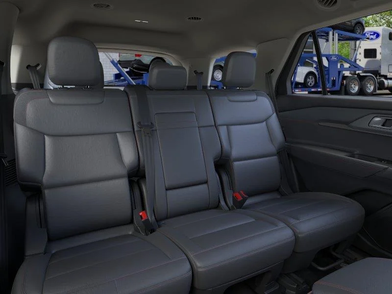 New 2026 Star White Metallic Tri-Coat Ford Active image 11