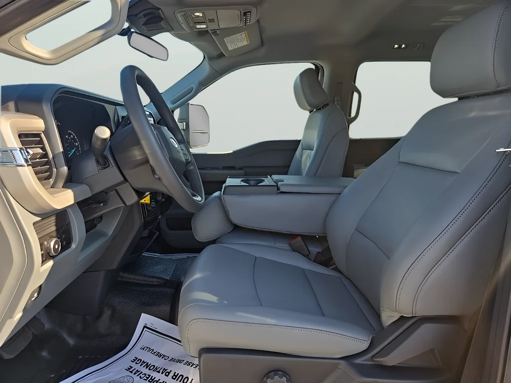 2026 Ford F-350 Super Duty XL - Photo 12