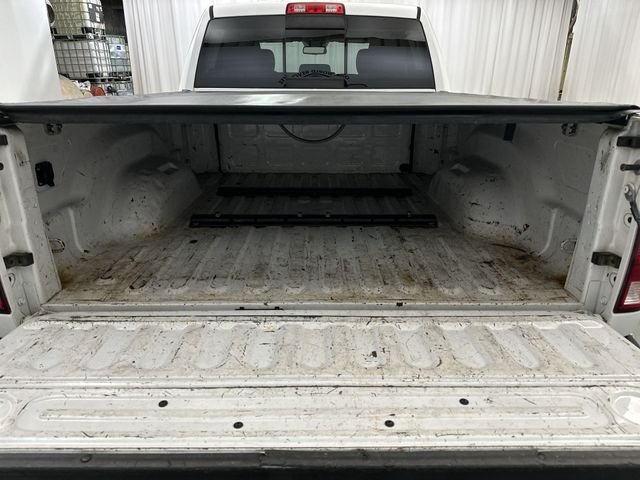 Used 2017 White Ram SLT image 22