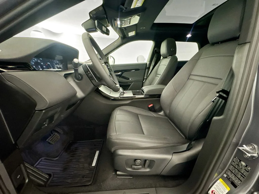 New 2026 Eiger Grey Land Rover Core S image 20