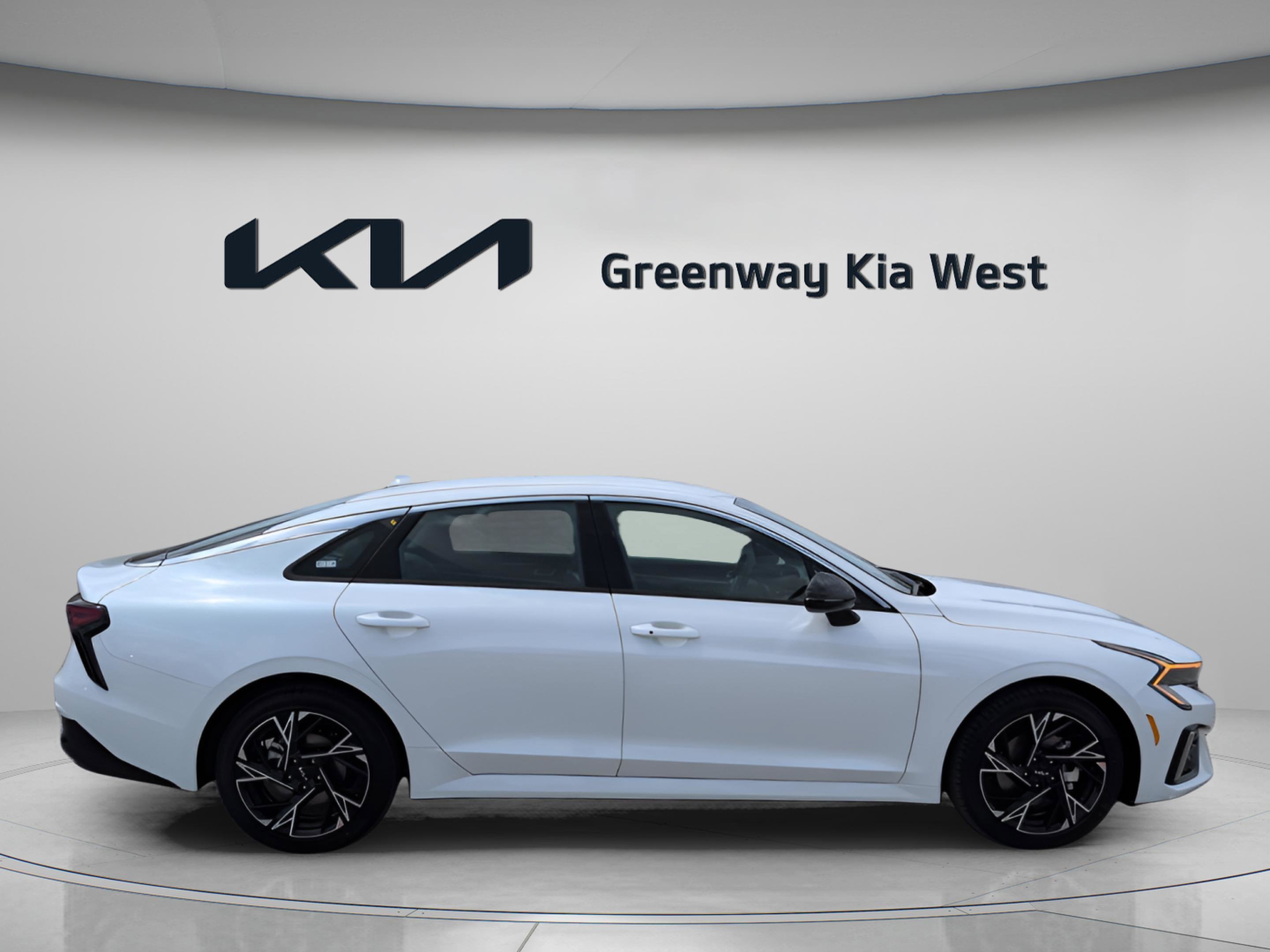 New 2026 Snow White Pearl Kia GT-Line image 9