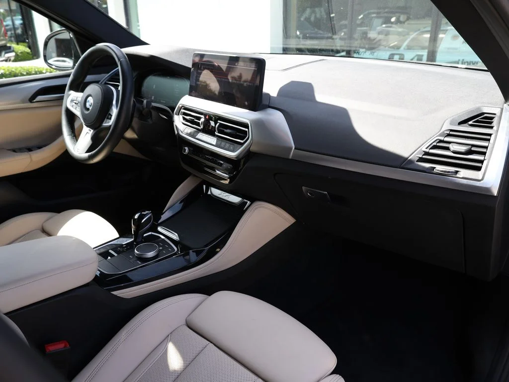 2025 BMW X4 30i - Photo 21