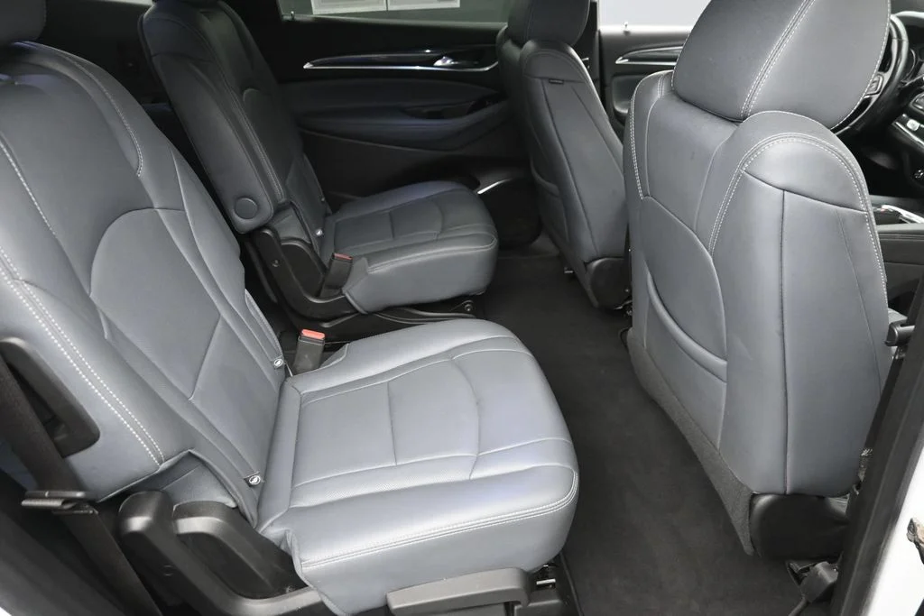 Used 2023 White Buick Essence image 10