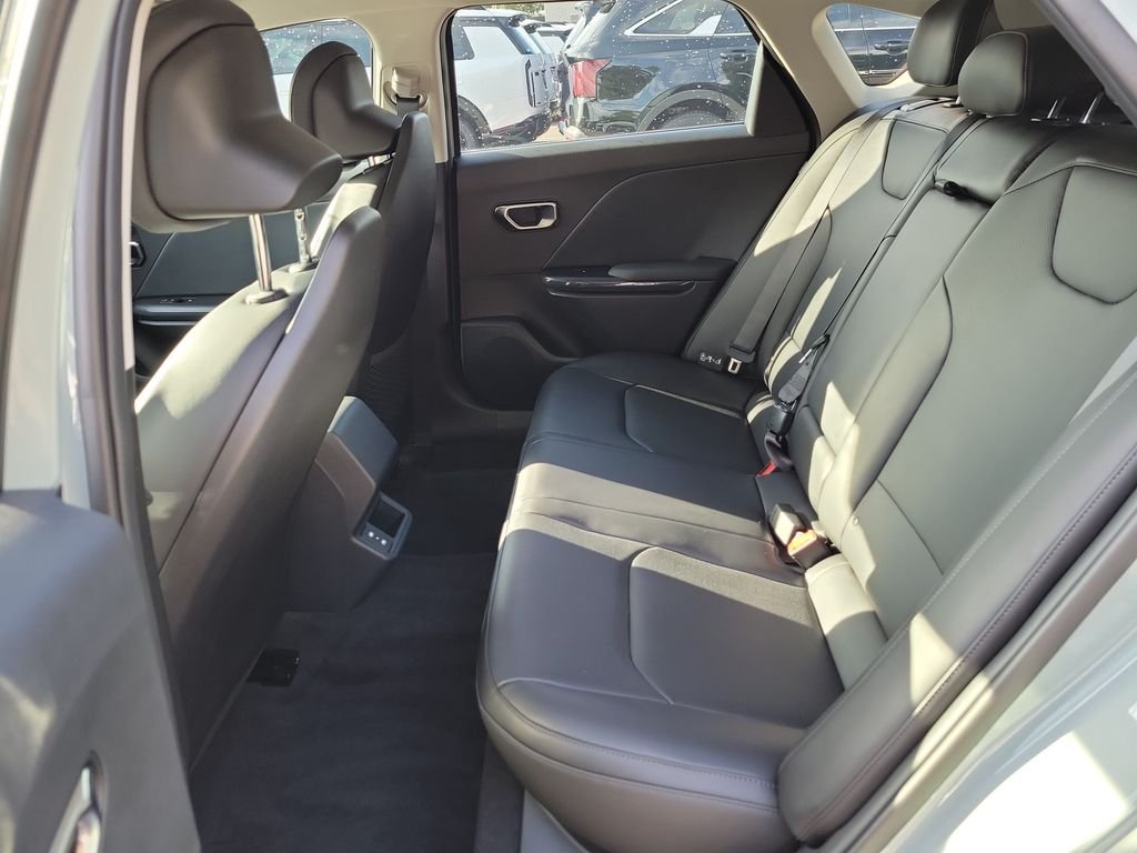 New 2026 Morning Haze Kia EX Hatchback image 15