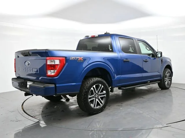 Used 2023 Atlas Blue Metallic Ford XL image 7