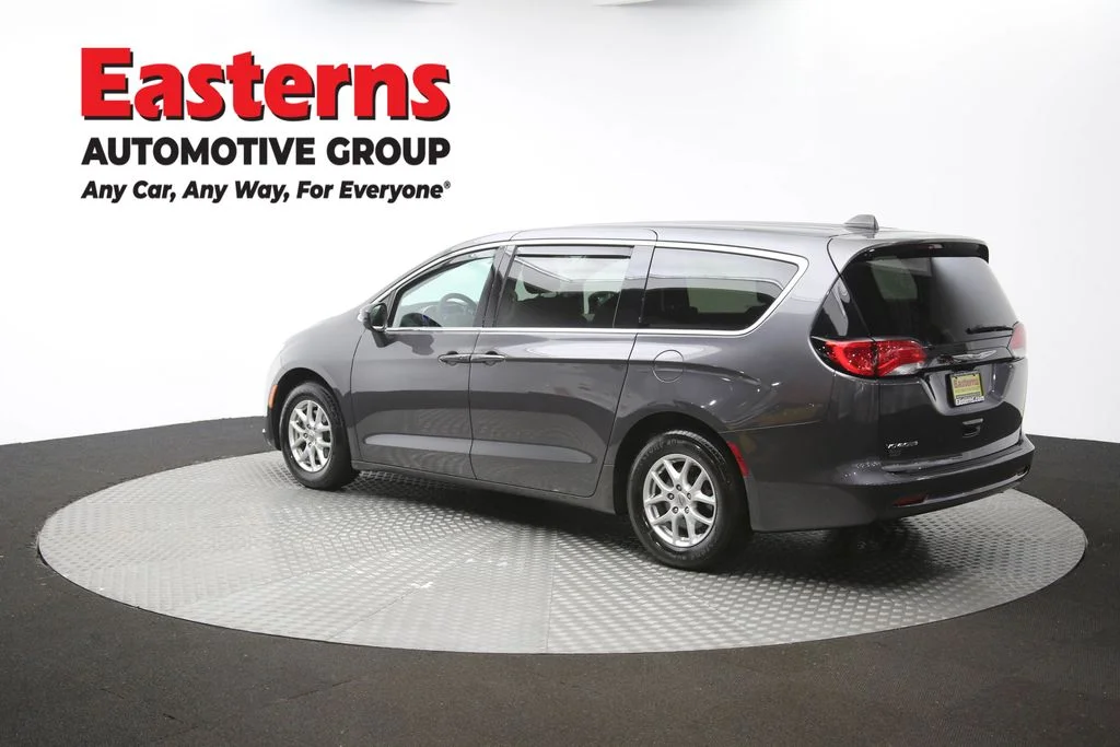 Used 2022 Gray Chrysler LX image 63
