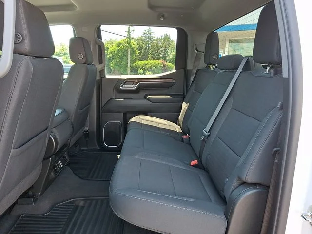 Used 2024 White Chevrolet LT image 11