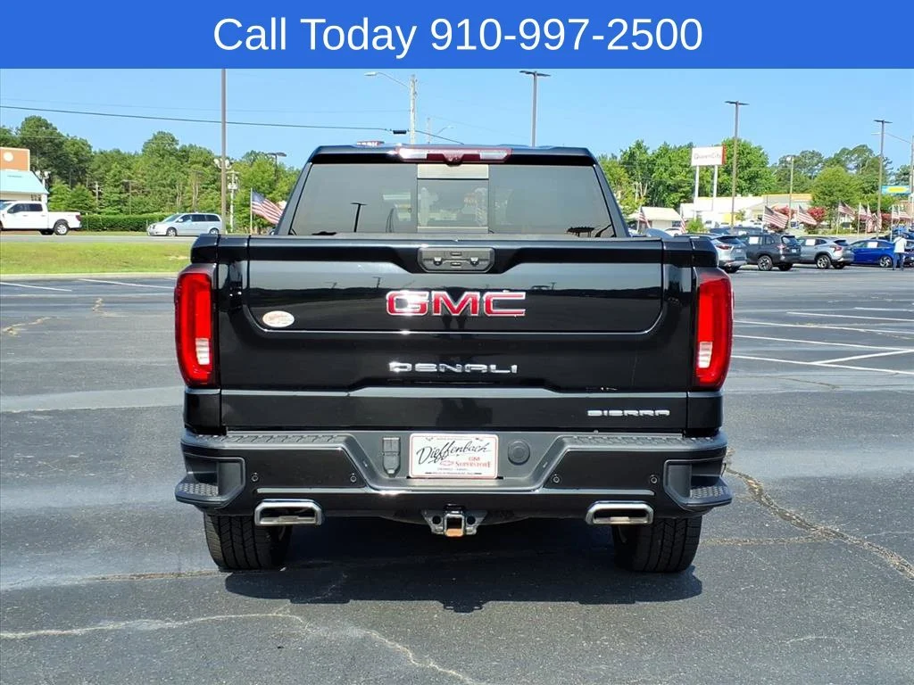 Used 2024 Onyx Black GMC Denali image 7