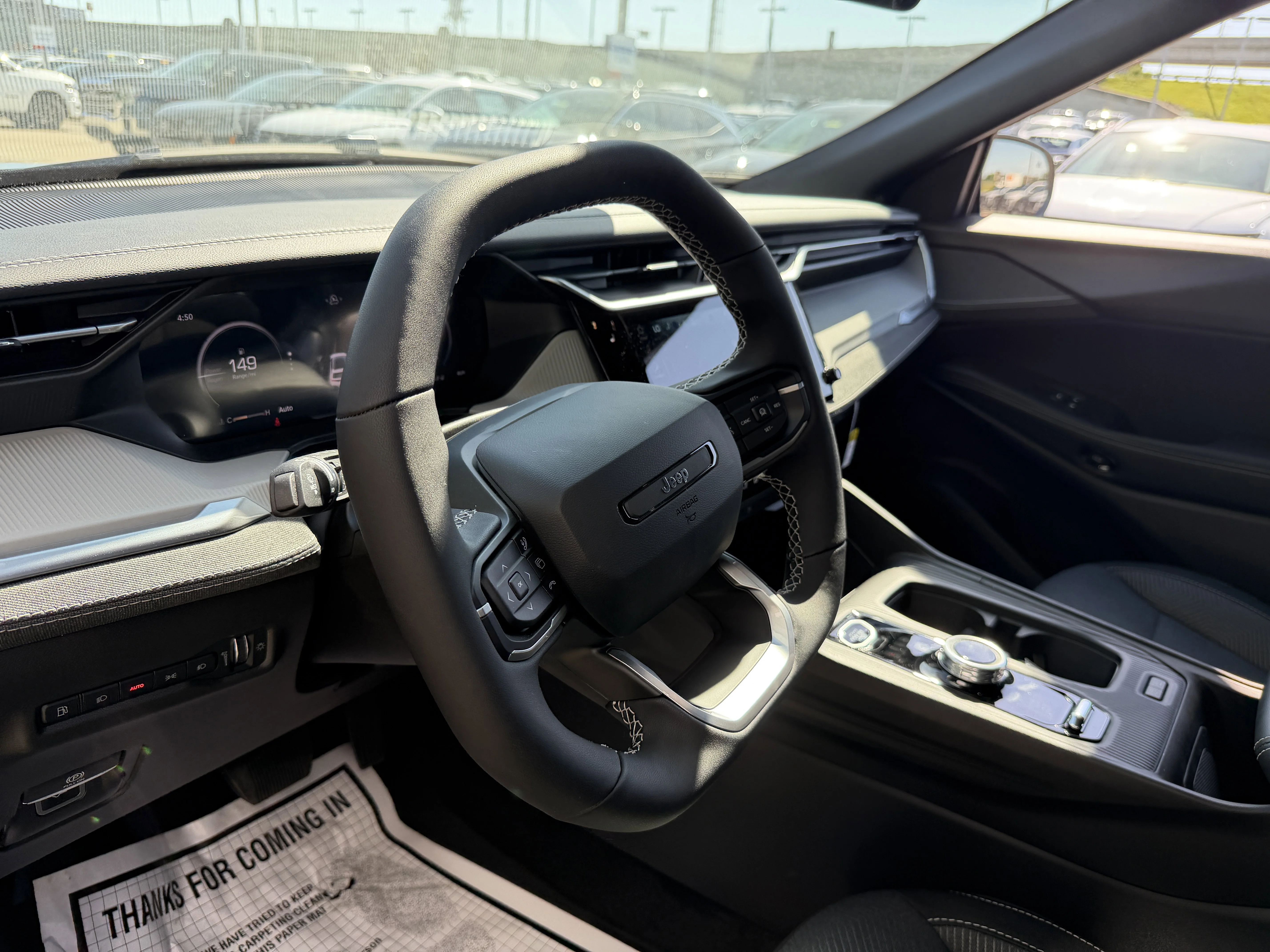 New 2026 Diamond Black Crystal Pearlcoat Jeep Laredo image 32