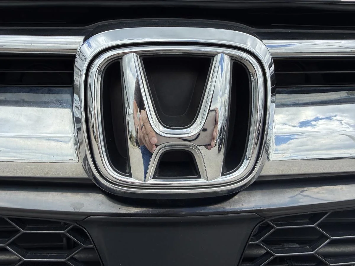 Used 2019 Black Honda Touring Awd Cvt image 11