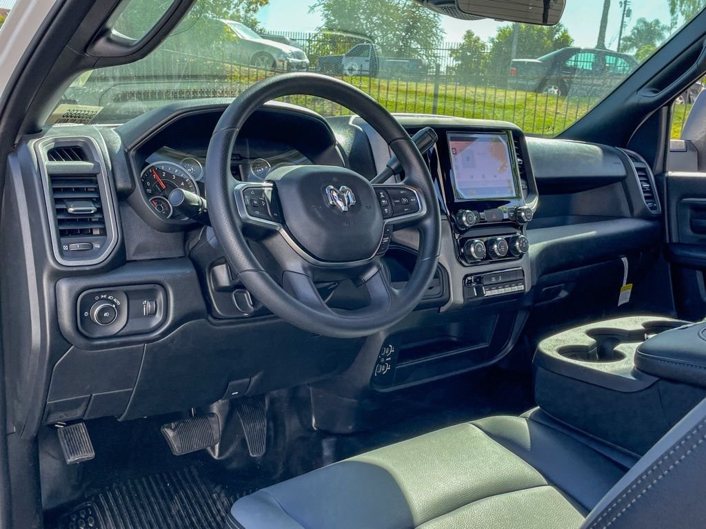 2025 RAM 3500 Chassis Tradesman - Photo 15