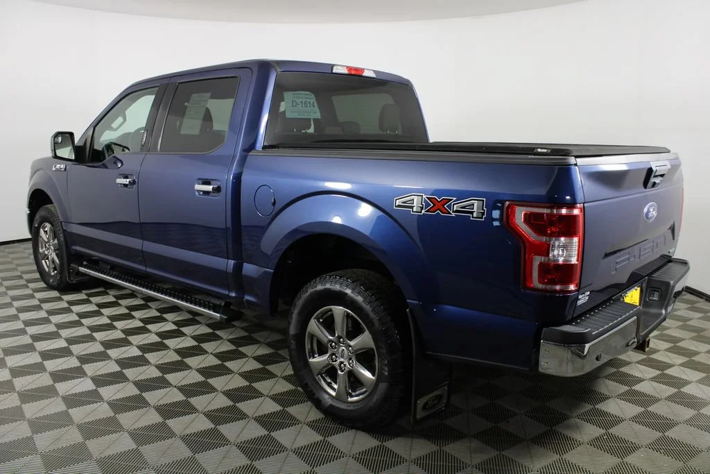Used 2020 Blue Ford XL image 4