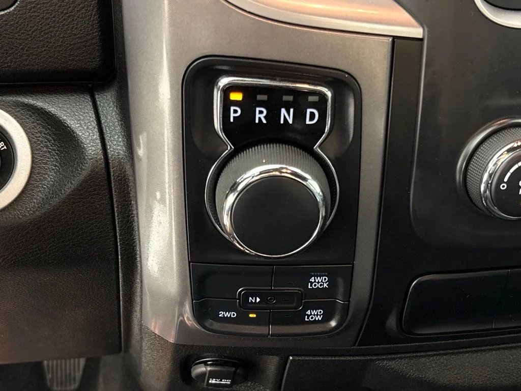 Used 2024 White Ram Warlock image 32