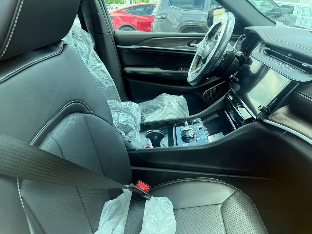 New 2026 Gray Jeep Limited image 3
