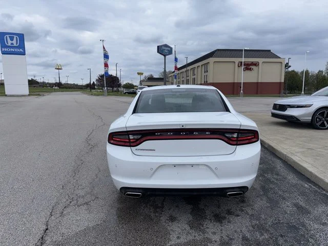 Used 2022 White Dodge SXT image 6