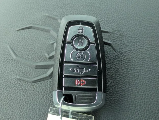 New 2026 Black Ford XLT image 30