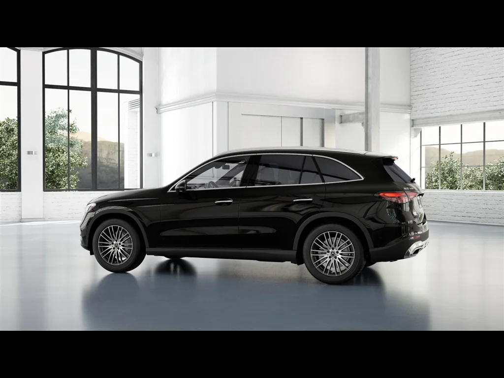 New 2026 Black Mercedes-Benz GLC 300 image 27