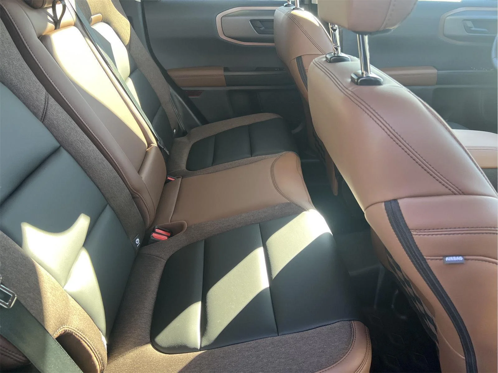 Used 2025 CARBONIZED GRAY METALLIC Ford Outer Banks image 15