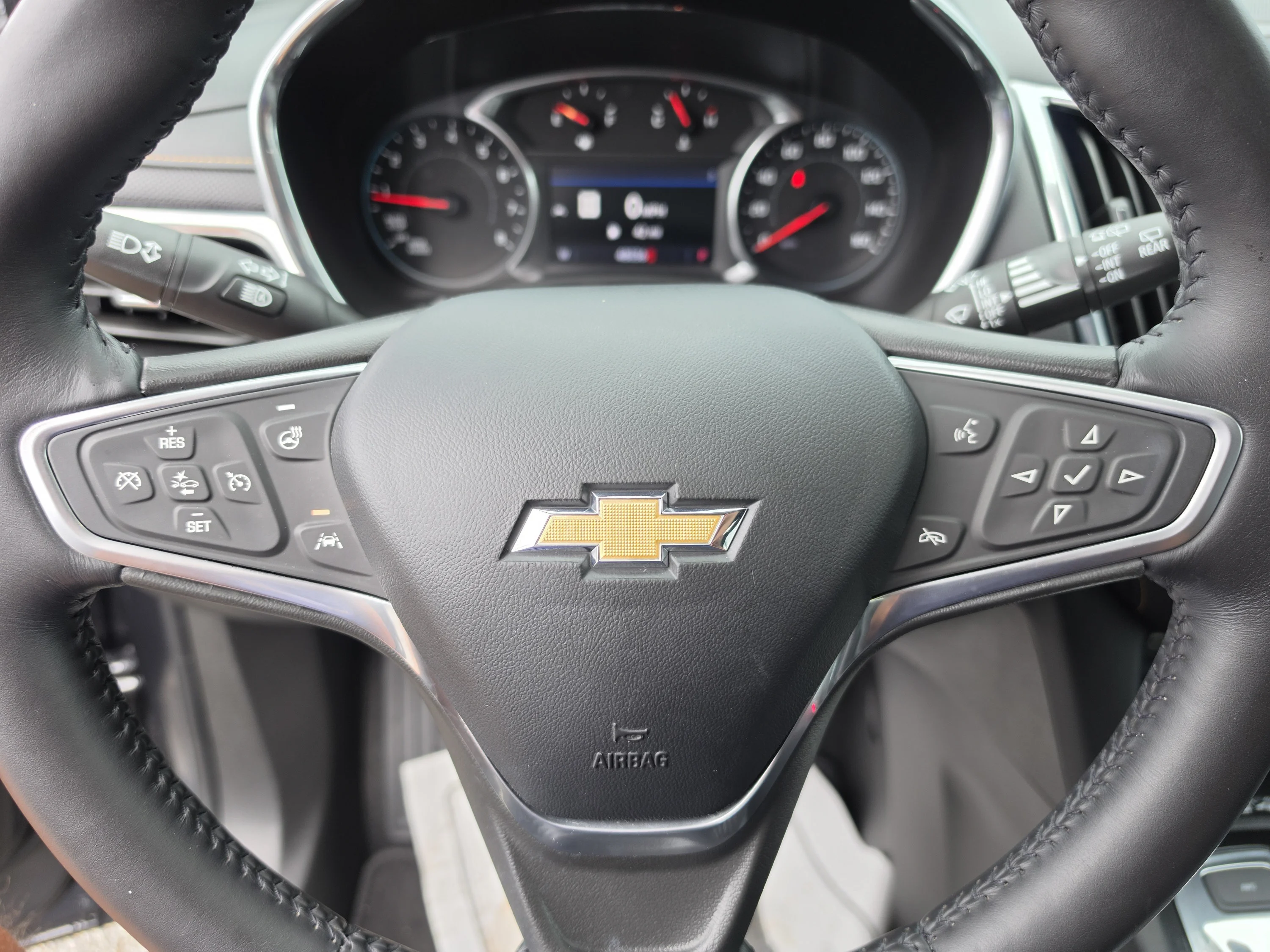 Used 2022 Iron Gray Metallic Chevrolet Premier image 37