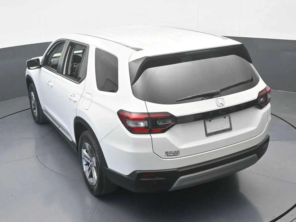 Used 2025 White Honda EX-L image 53