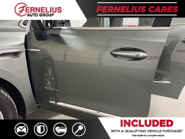 Used 2023 Green Buick Avenir image 12