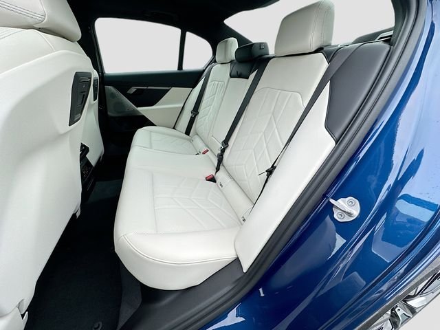 New 2026 Blue BMW 530i image 19
