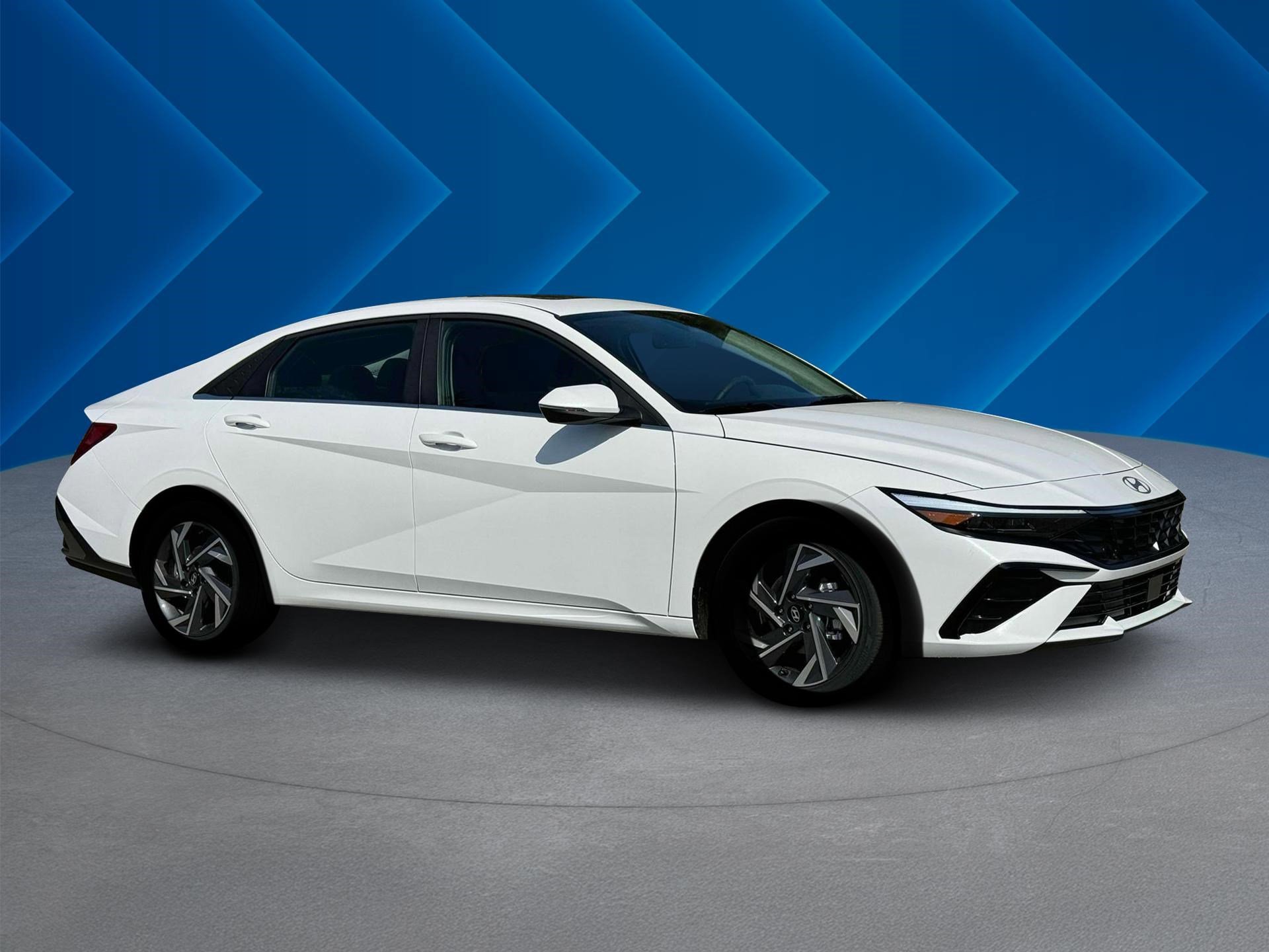 2025 Hyundai Elantra Limited - Photo 11