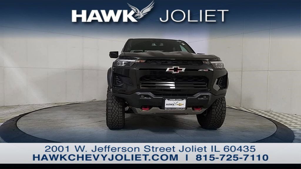 Used 2025 Black Chevrolet ZR2 image 9