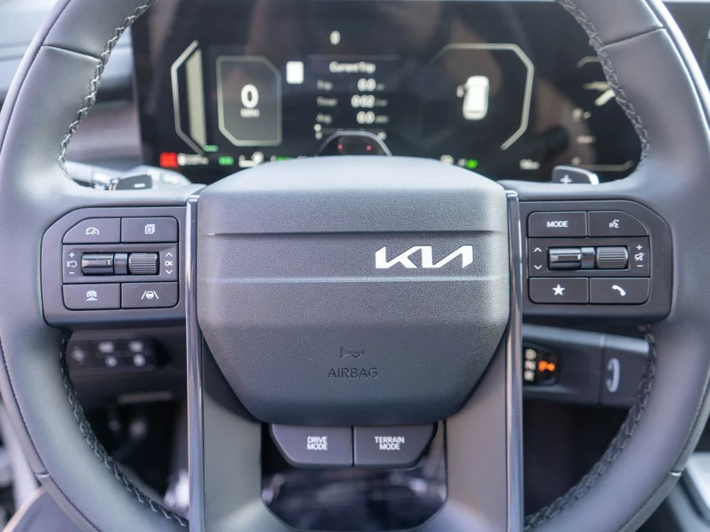New 2027 Wolf Gray Kia X-LINE SX image 17