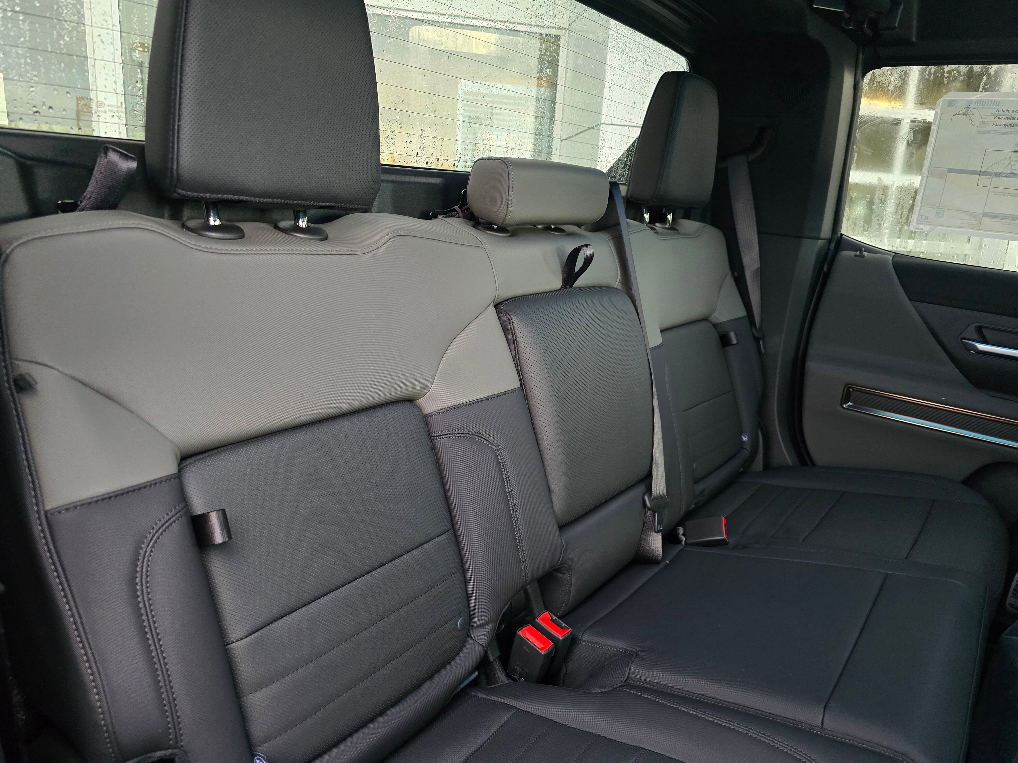 2025 GMC HUMMER EV 3X - Photo 12