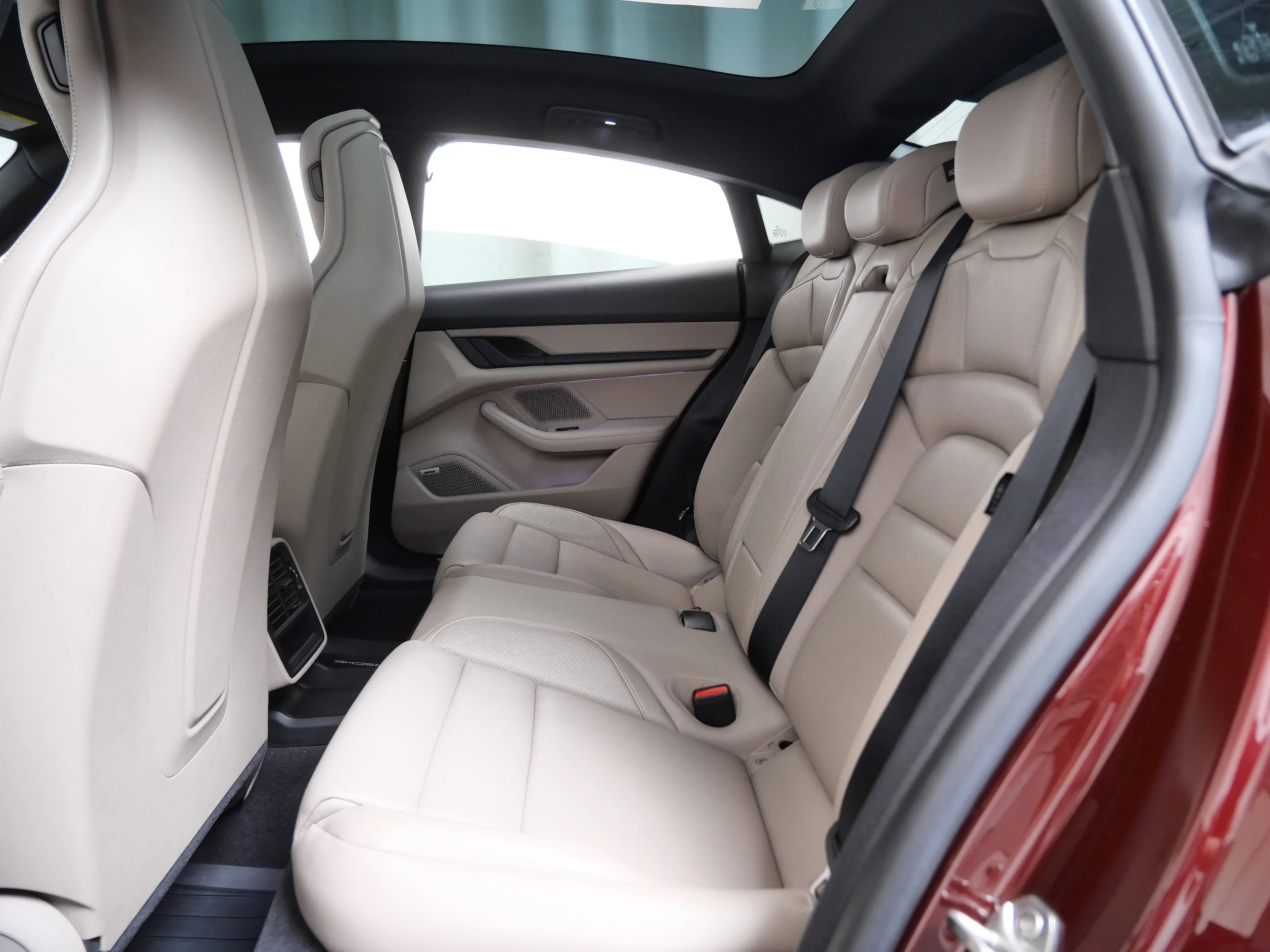 Used 2021 Cherry Metallic Porsche 4S image 17