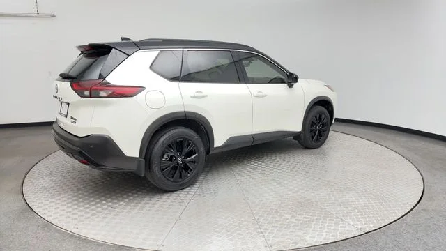 Used 2023 White Nissan SV image 2