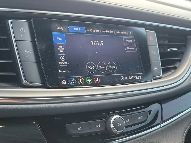 2024 Buick Enclave Essence - Photo 32