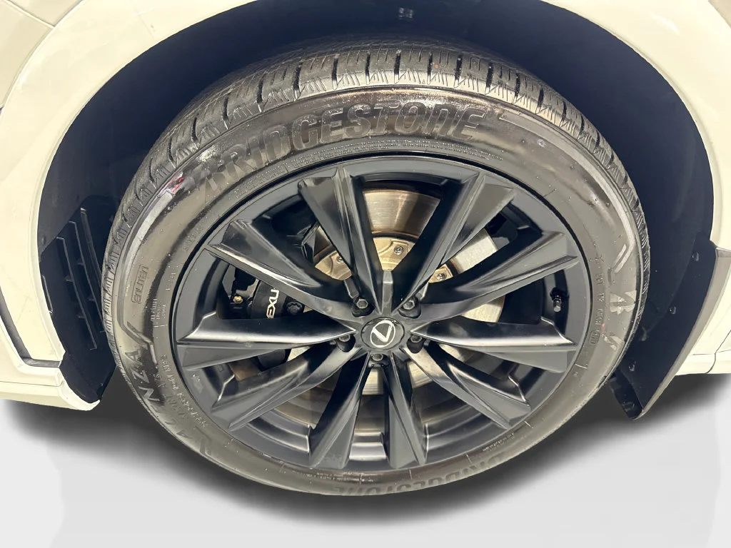 Used 2023 White Lexus 500h F SPORT Performance image 89