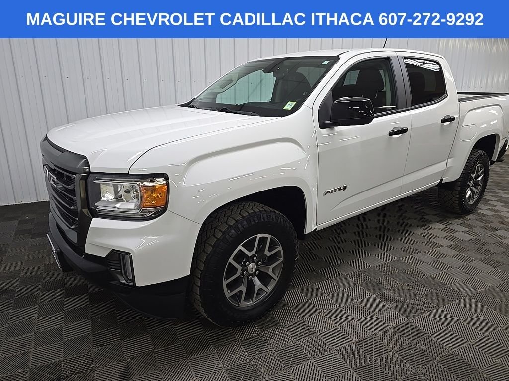 Used 2022 White GMC AT4 w/Leather image 8