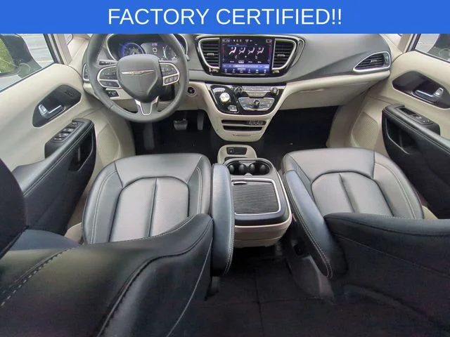 Used 2024 Silver Chrysler Touring L image 30