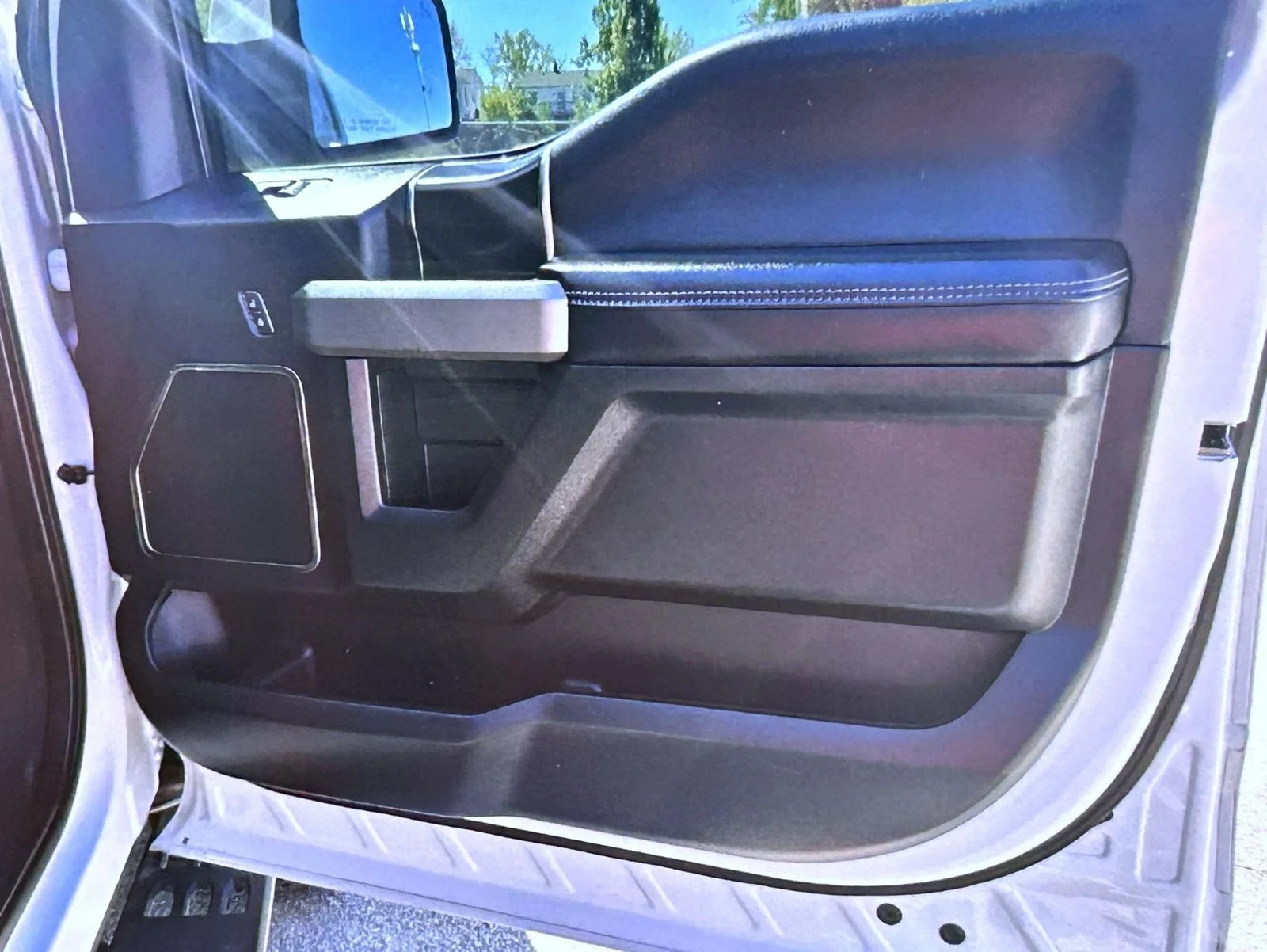 Used 2020 White Ford Raptor image 16