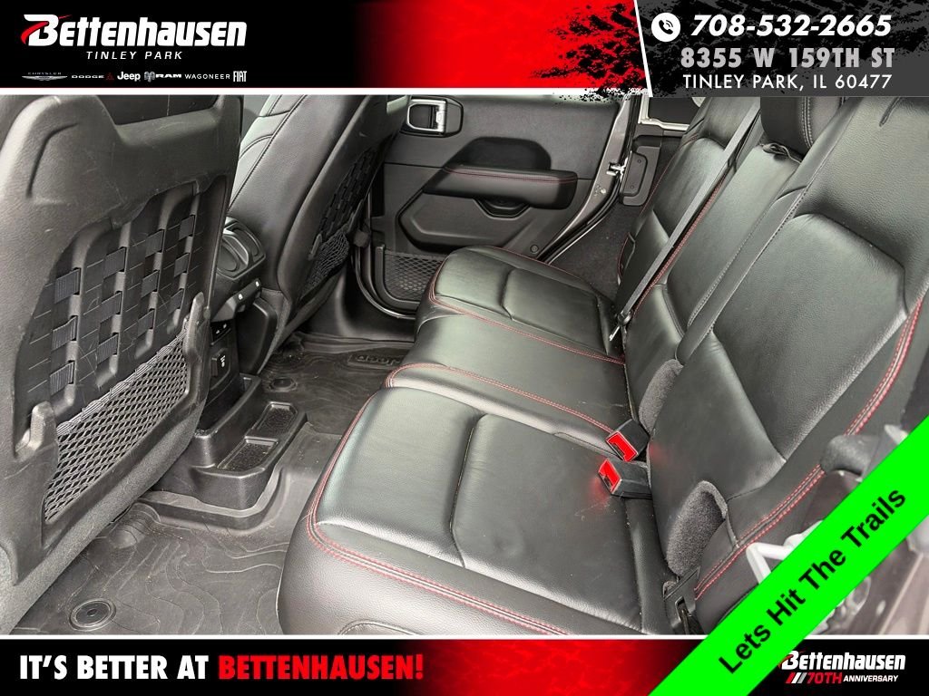 Certified Used 2018 Crystal Metallic Jeep Unlimited Rubicon image 10