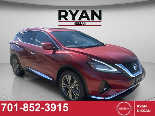 Certified Used 2019 Cayenne Red Pearl Nissan Platinum image 3