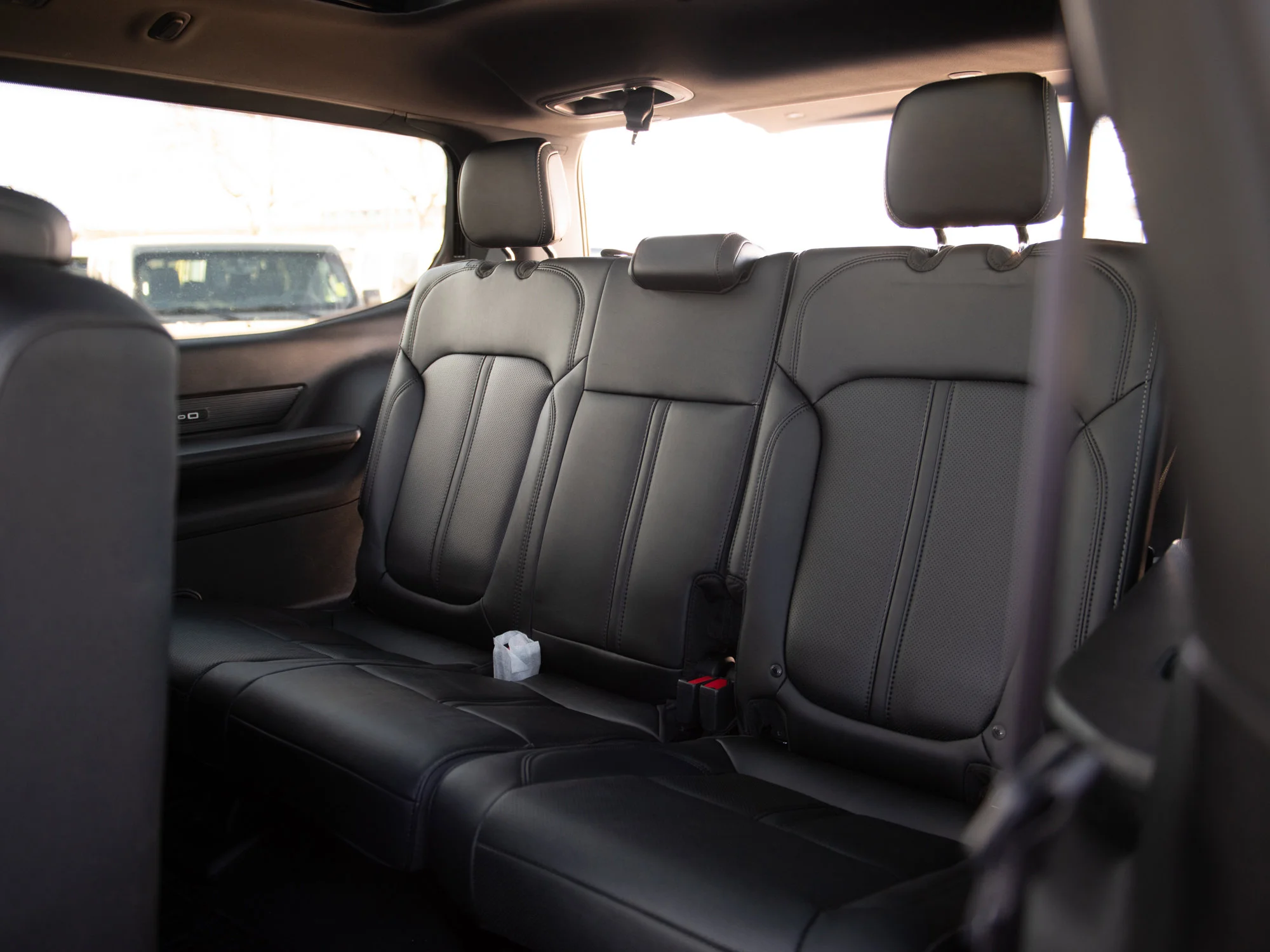 New 2026 White Jeep Limited Reserve* image 30