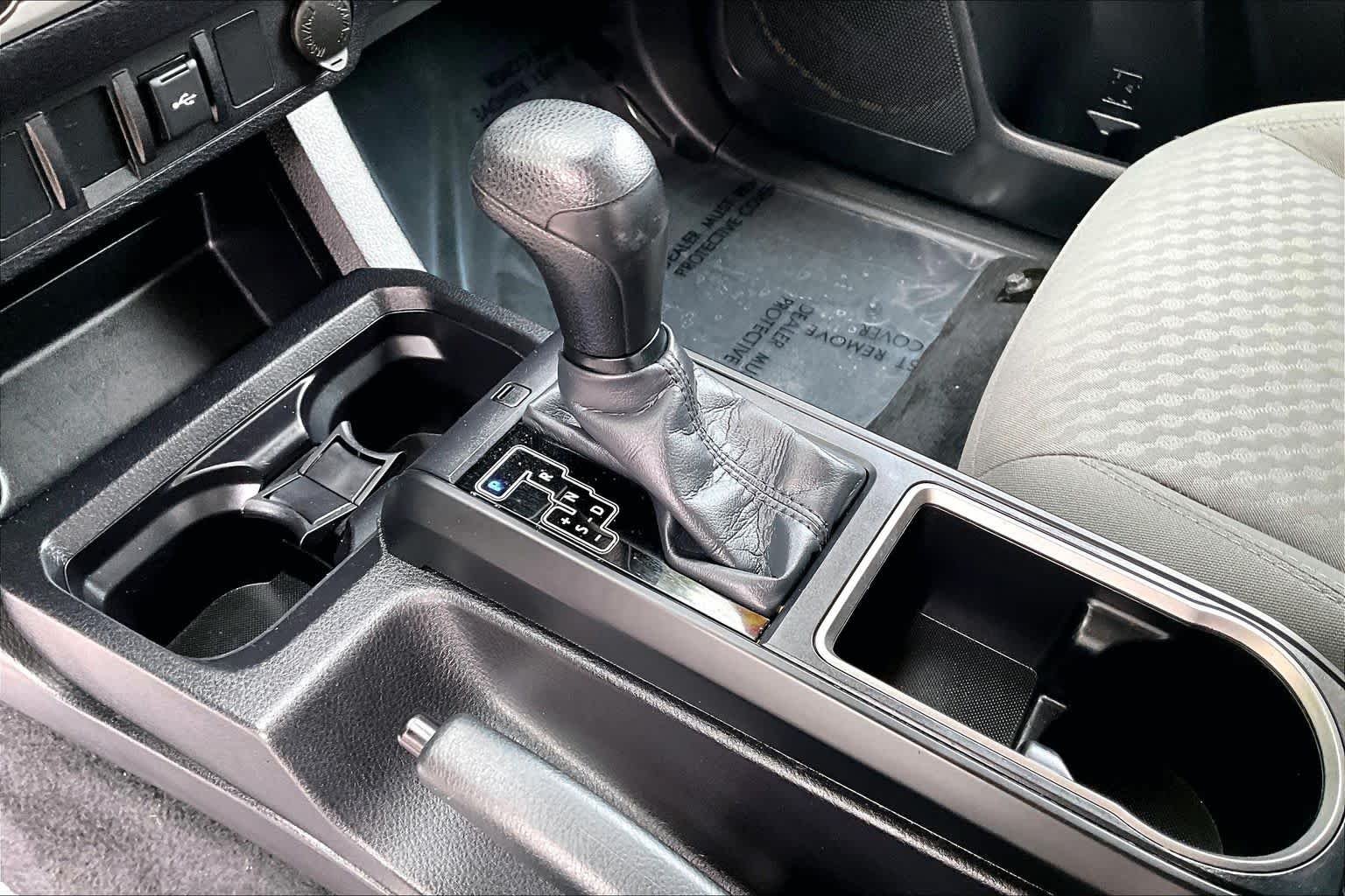 Used 2021 Super White Toyota SR image 15