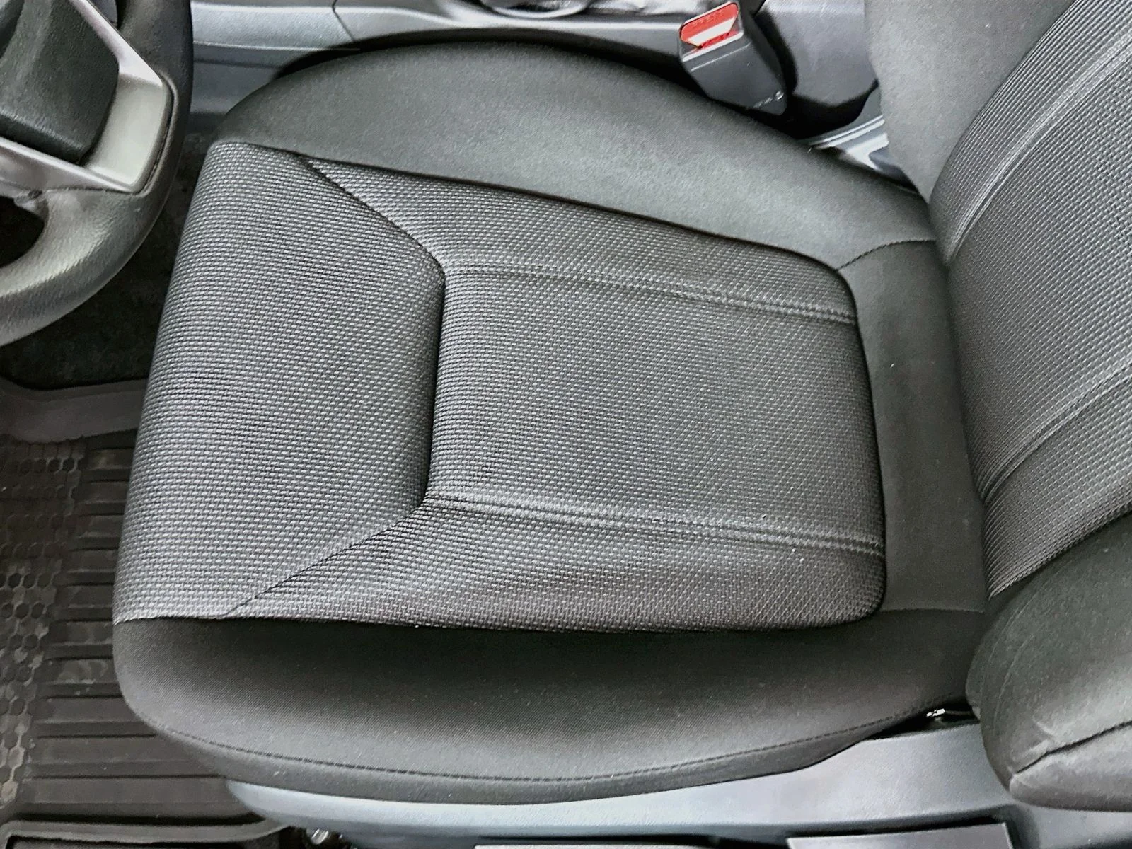 Used 2019 Ice Silver Metallic Subaru 2.0i image 18