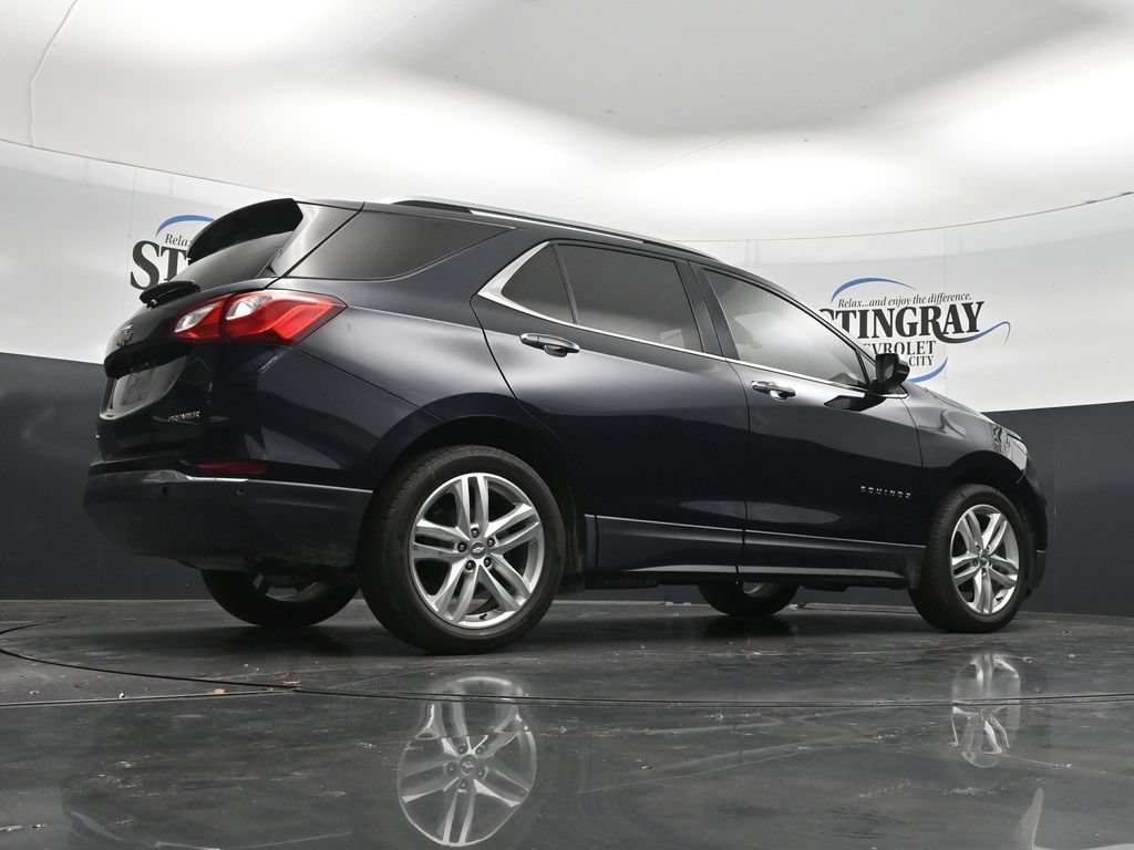 Used 2021 MIDNIGHT BLUE METALLIC Chevrolet Premier image 32
