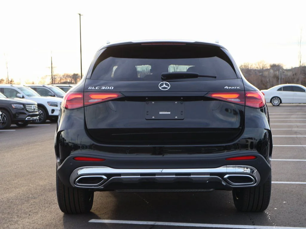 New 2026 Black Mercedes-Benz GLC 300 image 6