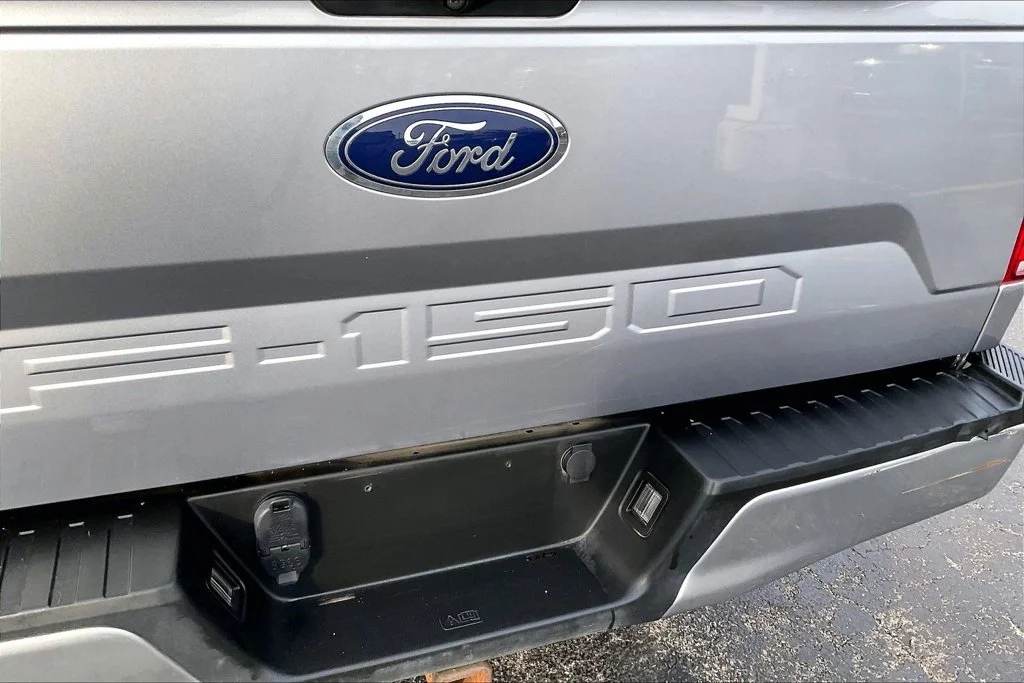 Used 2020 Silver Metallic Ford XL image 31