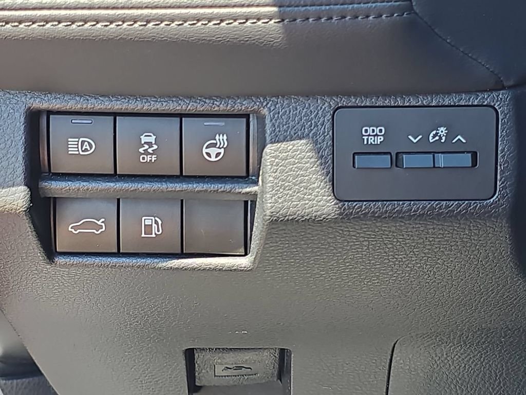 Certified Used 2021 Red Toyota XLE image 18