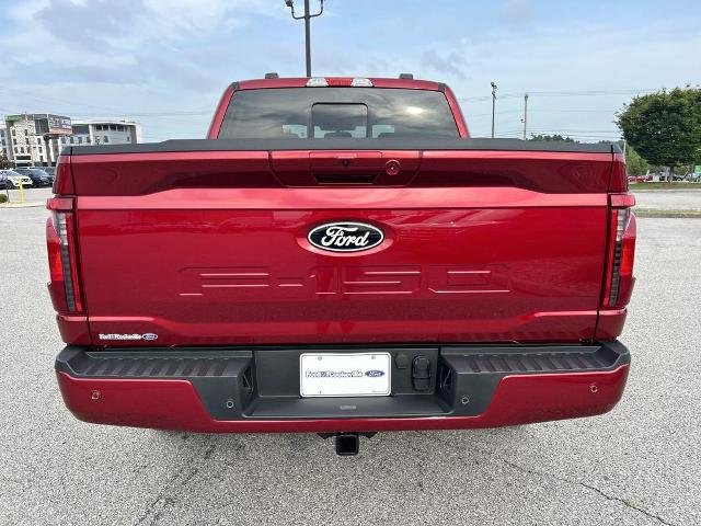 New 2026 Ruby Red Metallic Tinted Clearcoat Ford XLT image 5