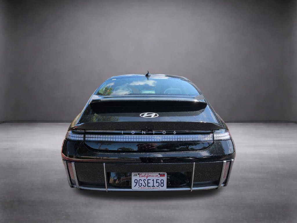 Used 2023 Black Hyundai Limited image 7