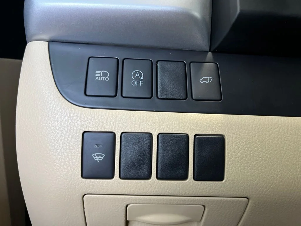 Used 2019 Red Toyota XLE image 14