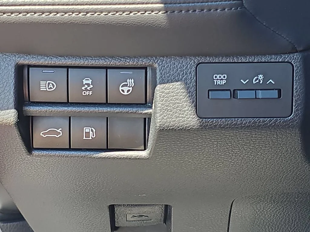Certified Used 2021 Red Toyota XLE image 18